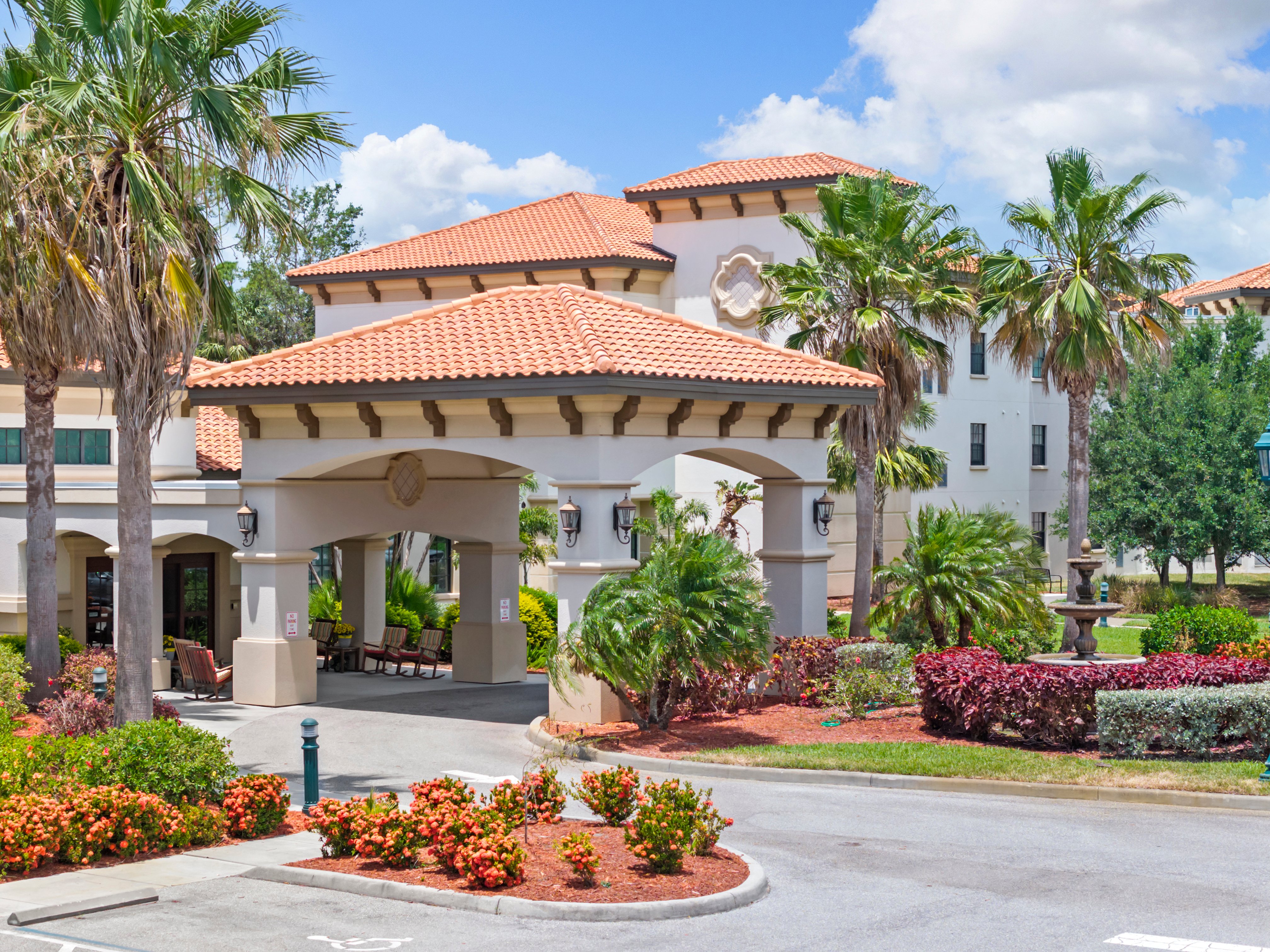 Discovery Commons South Biscayne building exterior