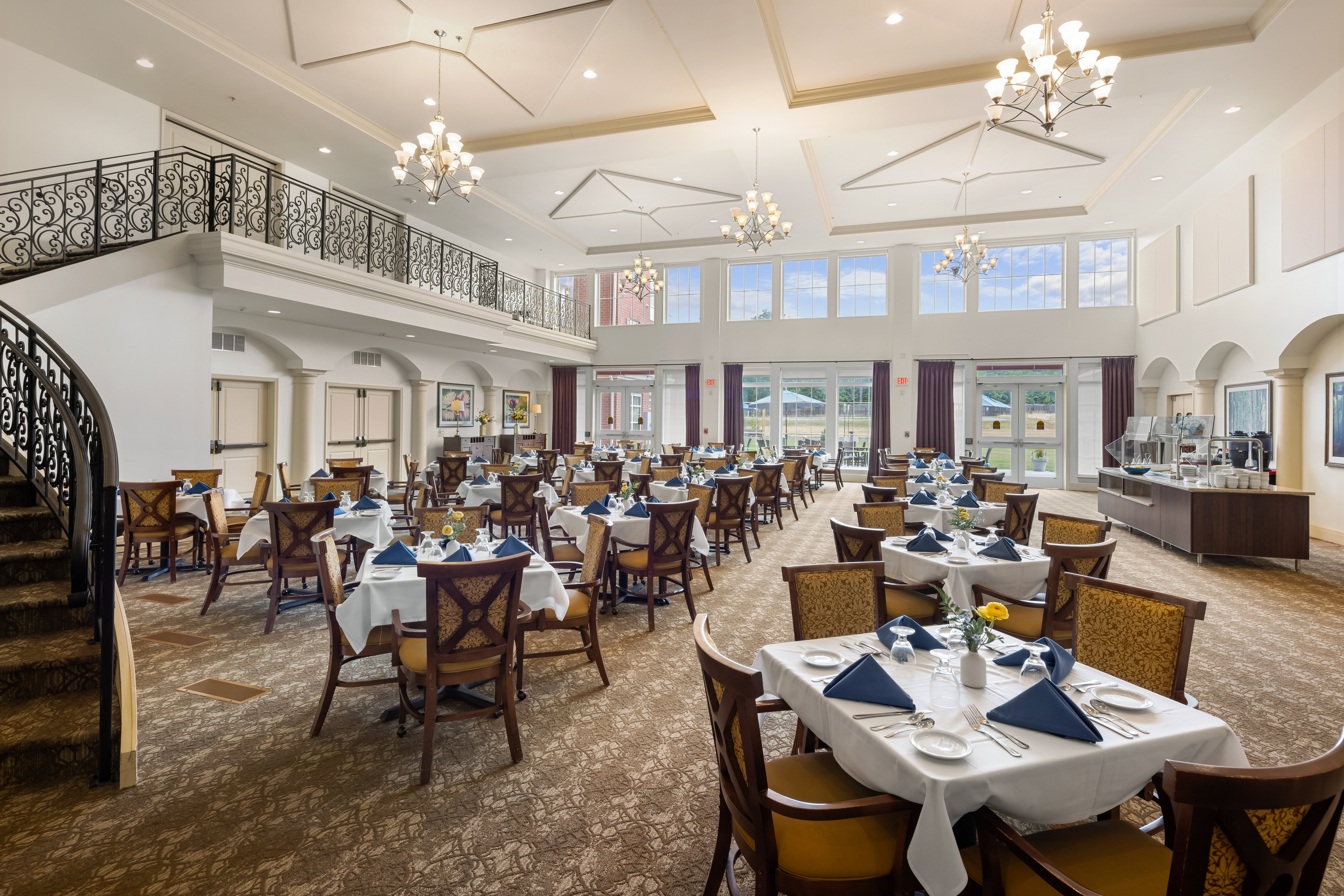 Discovery Village The West End dining room