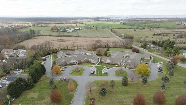 Far aerial view of Somerford House and Place Hagerstown